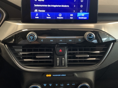 Ford Kuga Titanium X*AHK*LED*Cam*Leder*Navi*CarPlay*