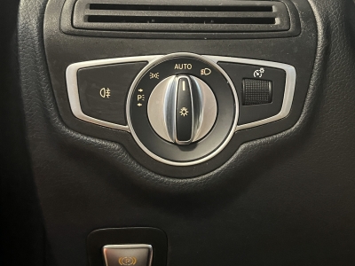 Mercedes-Benz GLC 220 4M*HUD*R.cam*1.Hand*SHZ*Navi*LED*Leder