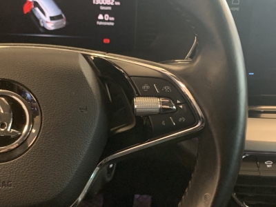 Skoda Octavia Style*HUD*ACC*1.Hand*dig.Cockpit*R.Cam