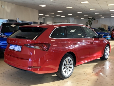 Skoda Octavia Style*HUD*ACC*1.Hand*dig.Cockpit*R.Cam