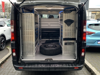 Renault Trafic L1H1*3,0t*NAVI*R.CAM*Regal system*3.Sitz