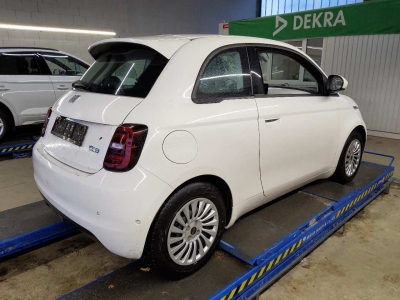 Fiat 500 R.cam*SHZ*Totwinkelass*42Kwh*Spurhalteass