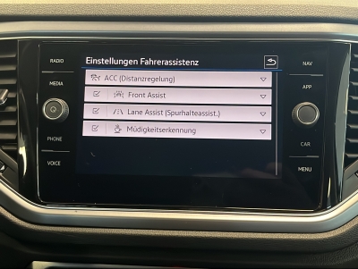 VW T-Roc 1.5 TSI Active DSG ACC CarPlay 