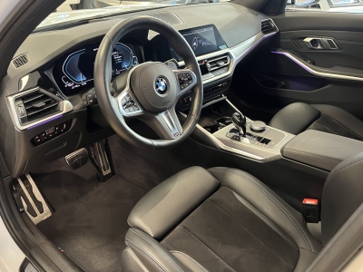 BMW 330 M Sport*Innovations*360cam*HEAD-UP*SHZ*LASER