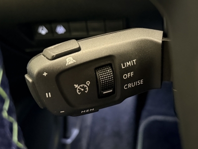 Peugeot 2008 e- GT Pack ACC Navi DAB Full-LED Keyless