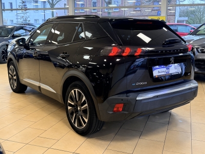 Peugeot 2008 e- GT Pack ACC Navi DAB Full-LED Keyless