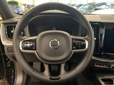 Volvo XC60 Ultimate Dark*AWD*Pano*360cam*AHK*ACC*HUD