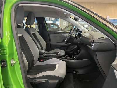 Opel Mokka e Elegance CarPlay LED Scheinwerfer DAB