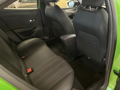 Opel Mokka e Elegance CarPlay LED Scheinwerfer DAB