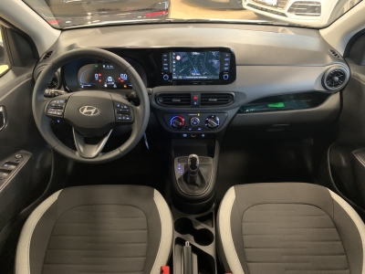 Hyundai i10 Pure dig.Cockpit Navi R.Cam PDC Klima DAB