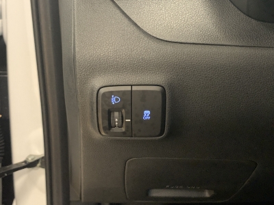 Hyundai i10 Pure dig.Cockpit Navi R.Cam PDC Klima DAB