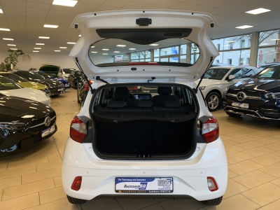 Hyundai i10 Pure dig.Cockpit Navi R.Cam PDC Klima DAB