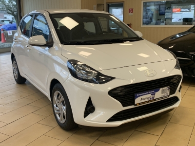 Hyundai i10 Pure dig.Cockpit Navi R.Cam PDC Klima DAB