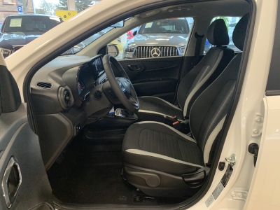 Hyundai i10 Pure dig.Cockpit Navi R.Cam PDC Klima DAB