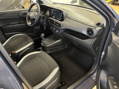 Hyundai i10 Pure dig.Cockpit Navi R.Cam PDC Klima DAB