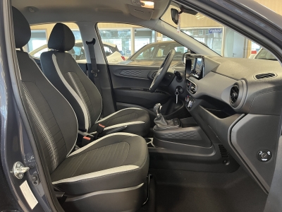 Hyundai i10 Pure dig.Cockpit Navi R.Cam PDC Klima DAB