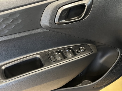 Hyundai i10 Pure dig.Cockpit Navi R.Cam PDC Klima DAB