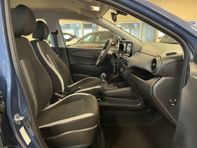 Hyundai i10 Pure dig.Cockpit Navi R.Cam PDC Klima DAB