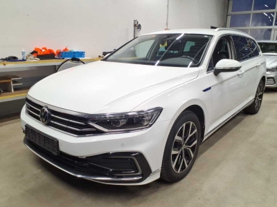 VW Passat GTE*ACC*Massage*Teilleder*dig.Cockpit*SHZ