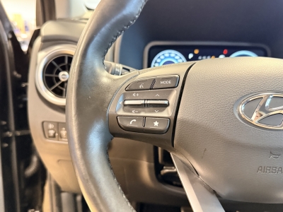 Hyundai Kona Elektro Select Elektro 2WD ACC Carplay SOH-100%