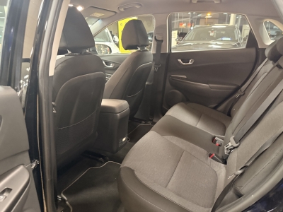 Hyundai Kona Elektro Select*ST-Heiz*R.cam*CarPlay*ACC*DAB