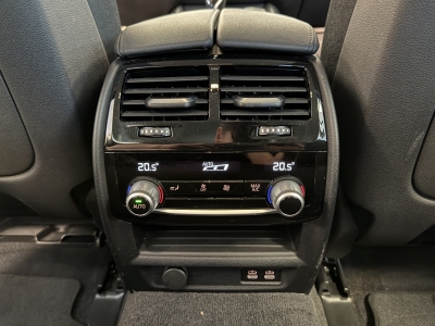 BMW 530 PlugIn*xDrive*Dig Cockpit*R.cam*SHZ*Navi*LED