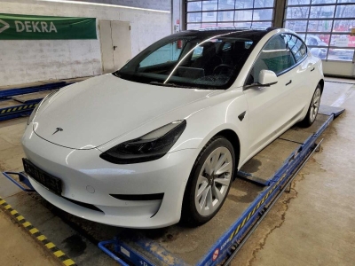 Tesla Model 3 RWD*ACC*CAM*SHZ vorn+hinten*WiFi*WMP