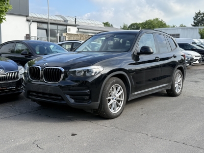 BMW X3 xDrive 30*Advantage*AHK*Leder*Navi*LED*SHZ