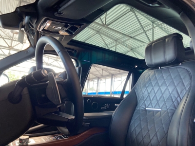 Land Rover Range Rover SV Autobiography lang First-Class 