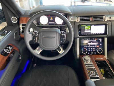 Land Rover Range Rover SV Autobiography lang First-Class 