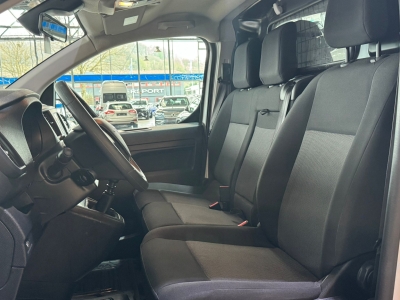 Toyota Proace L1 Kasten Meister 3-Sitzer Navi PDC BLIS 