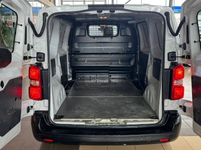 Toyota Proace L1 Kasten Meister 3-Sitzer Navi PDC BLIS 