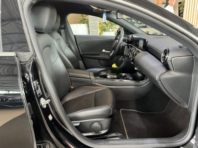 Mercedes-Benz CLA 250 Shooting Brake e AHK Navi SHZ PDC DAB