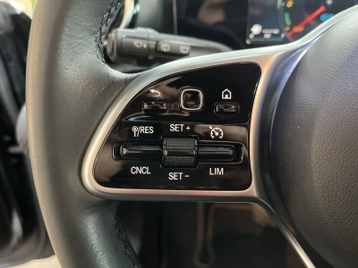 Mercedes-Benz CLA 250 Shooting Brake e AHK Navi SHZ PDC DAB