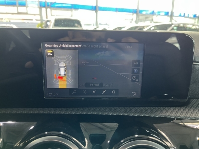 Mercedes-Benz CLA 250 Shooting Brake e AHK Navi SHZ PDC DAB