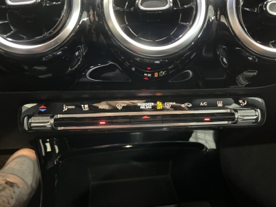 Mercedes-Benz CLA 250 Shooting Brake e AHK Navi SHZ PDC DAB