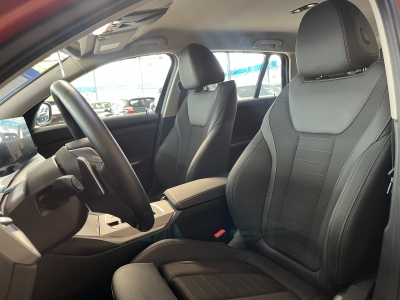 BMW 318 Sport*Shadow*Widescreen*R.Cam*AHK*SHZ*LED*