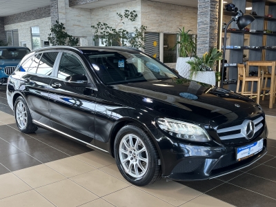 Mercedes-Benz C 220 d LED Navi R.Cam SHZ PDC DAB Sportfahrwerk