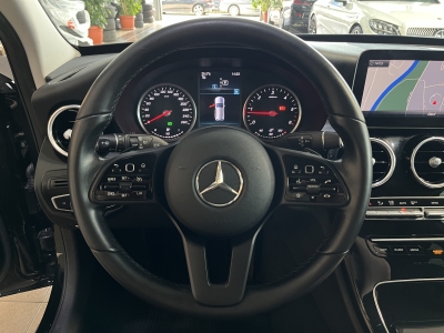 Mercedes-Benz C 220 d LED Navi R.Cam SHZ PDC DAB Sportfahrwerk