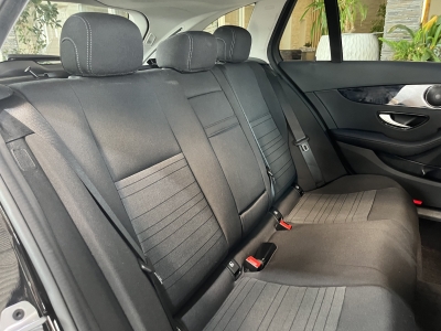 Mercedes-Benz C 220 d LED Navi R.Cam SHZ PDC DAB Sportfahrwerk