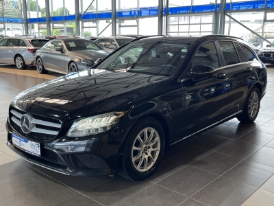 Mercedes-Benz C 220 d LED Navi R.Cam SHZ PDC DAB Sportfahrwerk