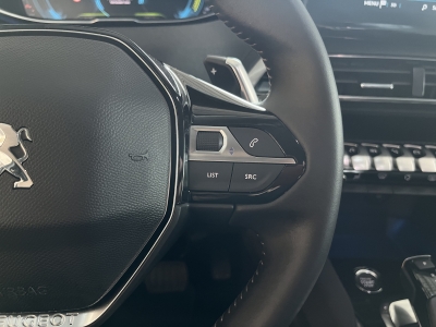 Peugeot 3008 Hybrid 225 Allure Navi dig.Cockpit LED 