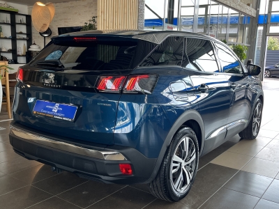 Peugeot 3008 Hybrid 225 Allure Navi dig.Cockpit LED 