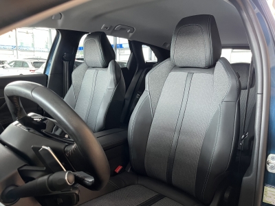 Peugeot 3008 Hybrid 225 Allure Navi dig.Cockpit LED 