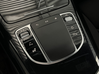 Mercedes-Benz EQC 400 4Matic LED R.Cam Navi SHZ Sound-System