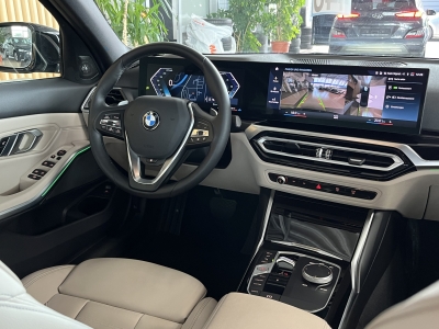 BMW 318 i Harman/Kardon 360°Cam LED Leder digCockpit
