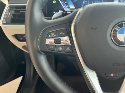 BMW 318 i Harman/Kardon 360°Cam LED Leder digCockpit