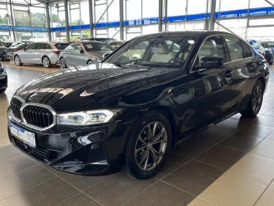 BMW 318 i Harman/Kardon 360°Cam LED Leder digCockpit