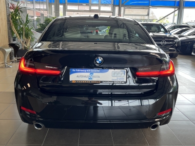 BMW 318 i Harman/Kardon 360°Cam LED Leder digCockpit