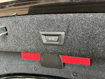 BMW 318 i Harman/Kardon 360°Cam LED Leder digCockpit